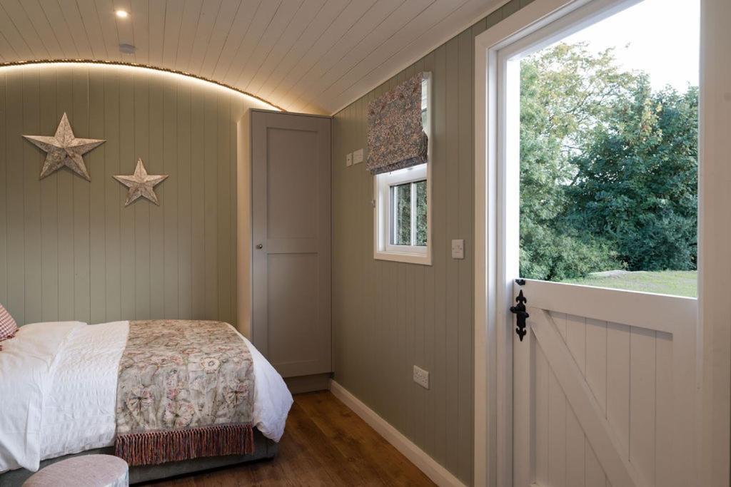 Barfield Shepherds Hut Magherafelt Eksteriør billede