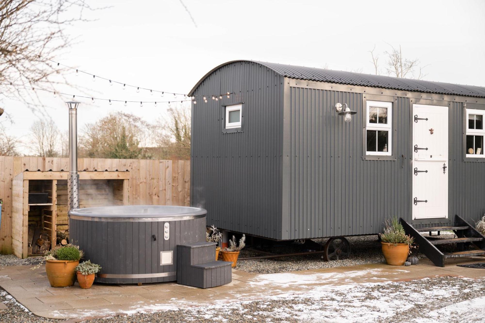 Barfield Shepherds Hut Magherafelt Eksteriør billede